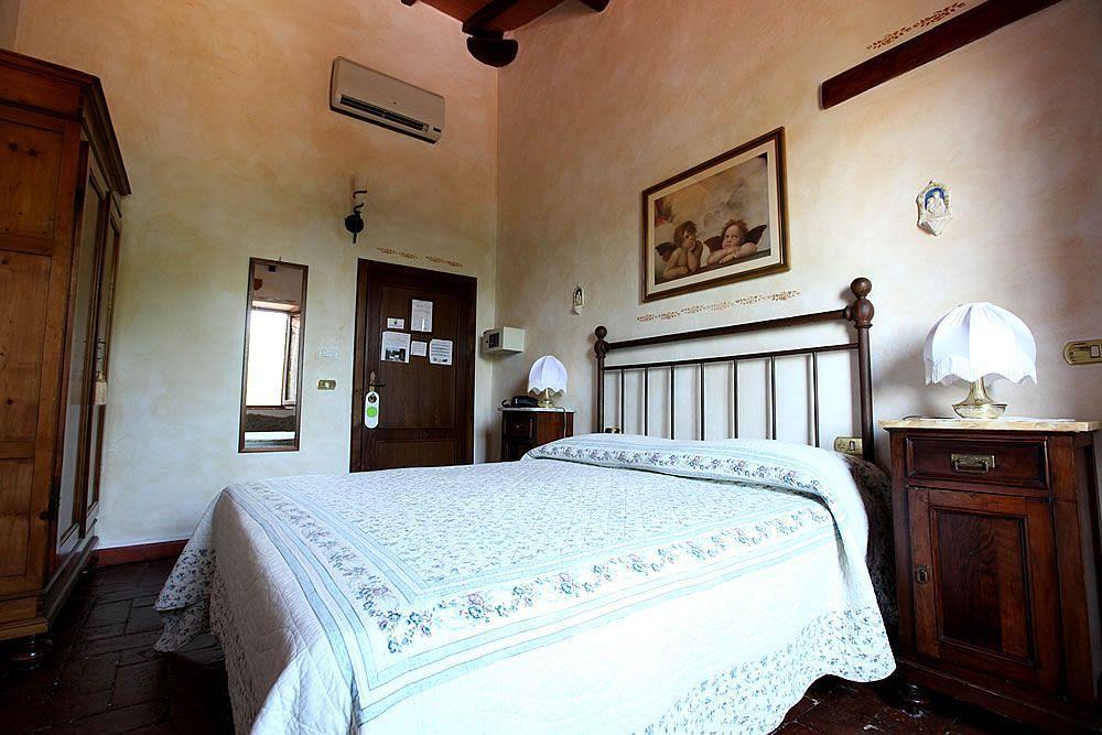 Agriturismo Casanova Di Pescille San Gimignano Kültér fotó