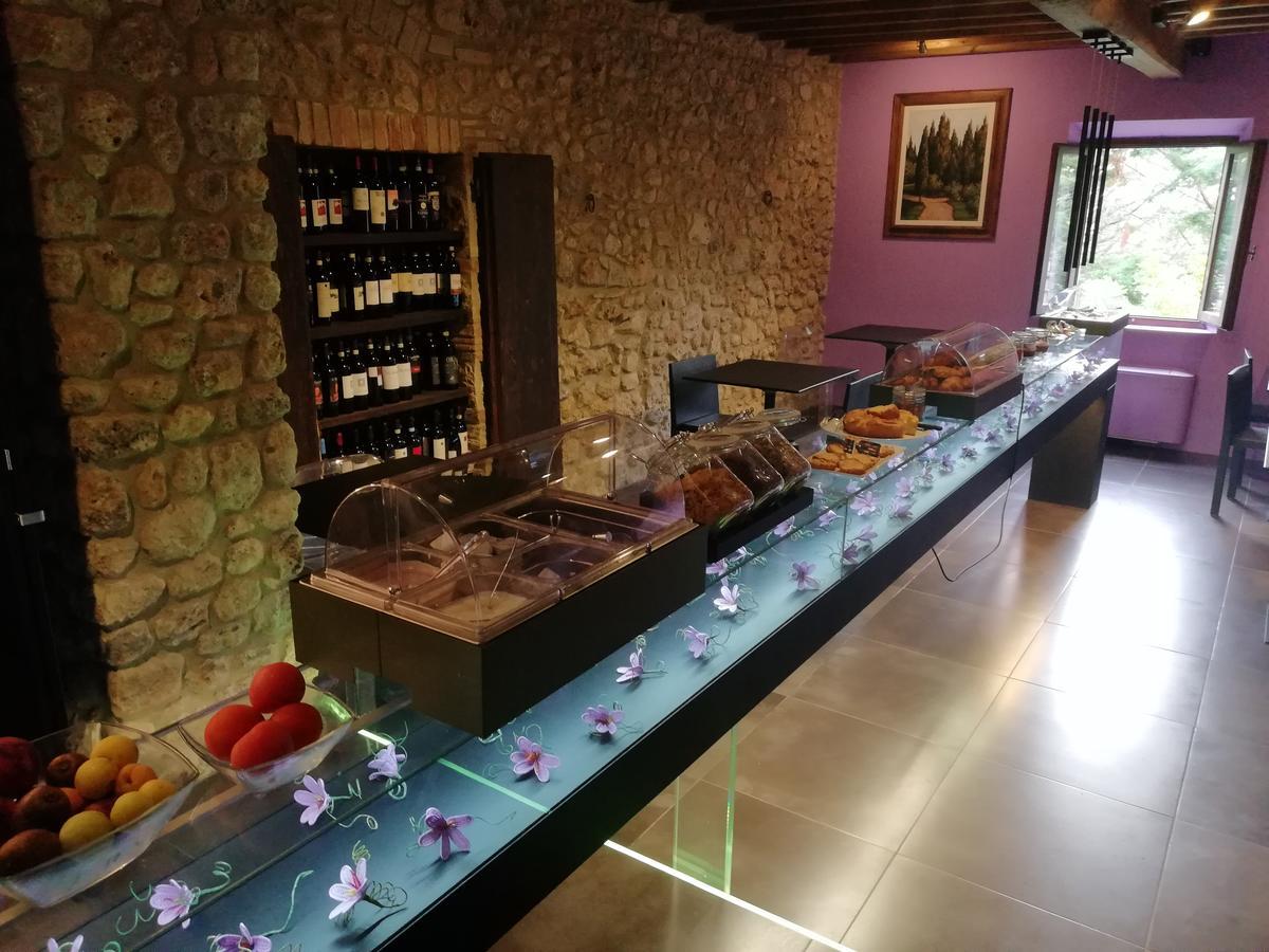 Agriturismo Casanova Di Pescille San Gimignano Kültér fotó