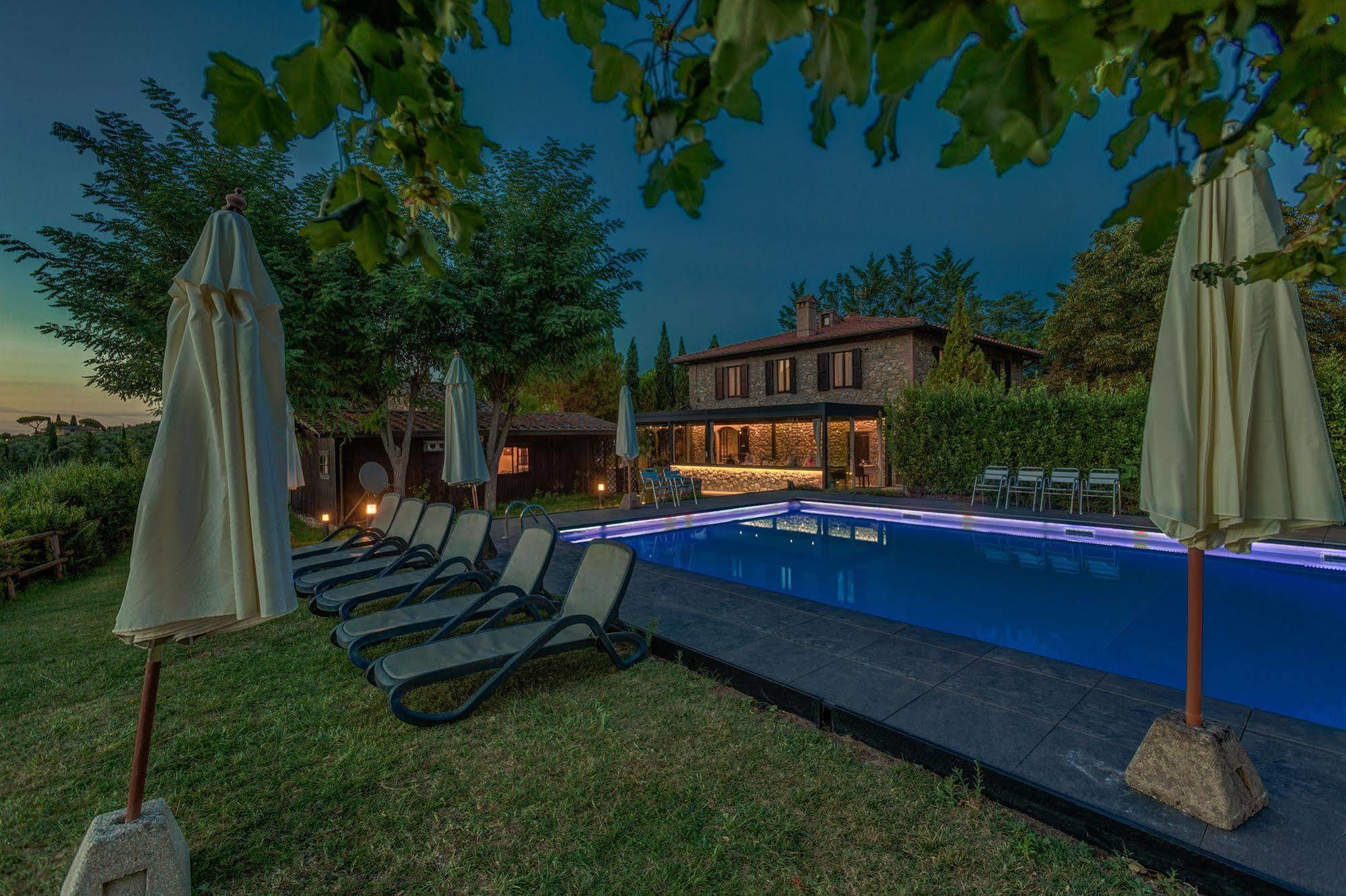 Agriturismo Casanova Di Pescille San Gimignano Kültér fotó